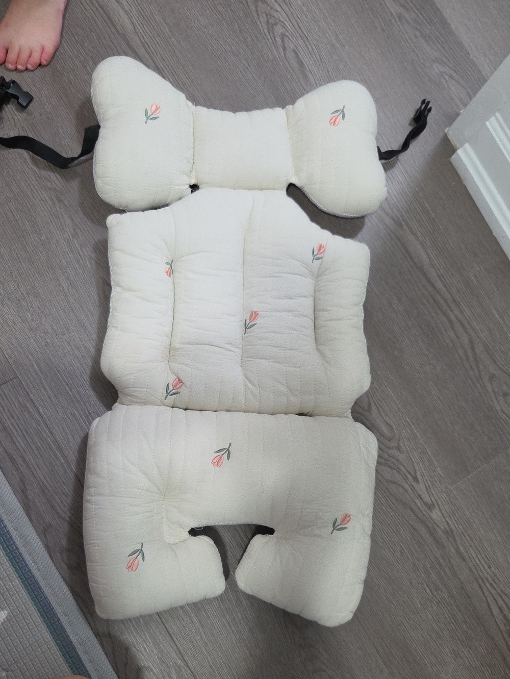 Cream Floral Infant Head and Body Support Cushion